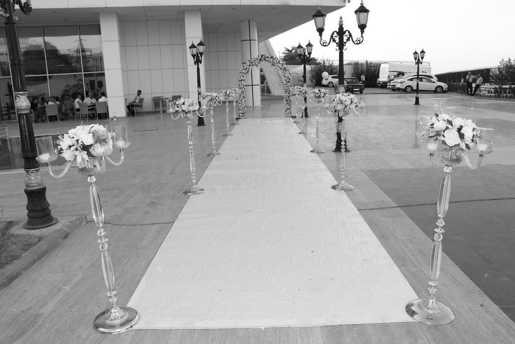 Wyndham Garden Diyarbakir Hotel Exterior photo