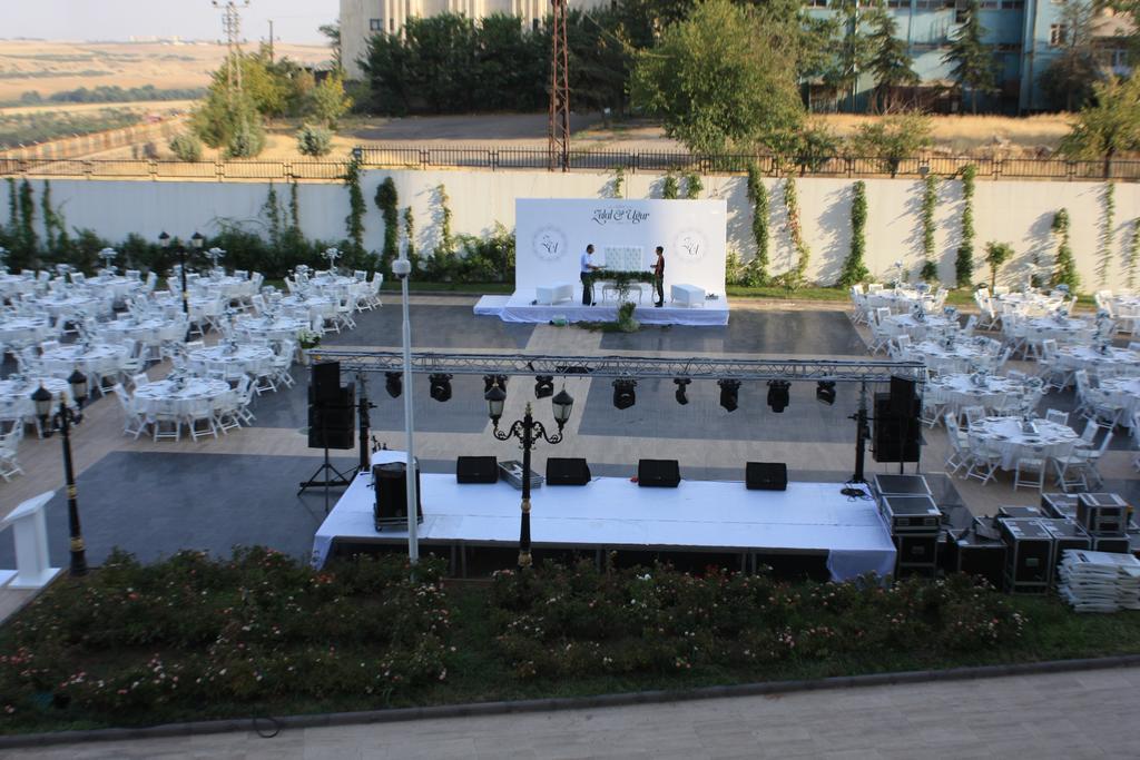 Wyndham Garden Diyarbakir Hotel Exterior photo
